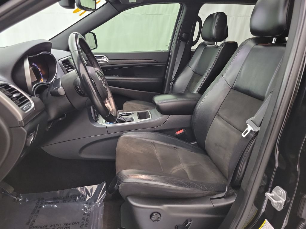 Used 2018 Jeep Grand Cherokee Altitude AWD/4WD image 9