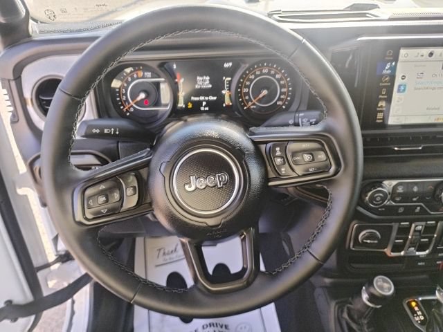 New 2026 Jeep Gladiator Sport AWD/4WD image 12