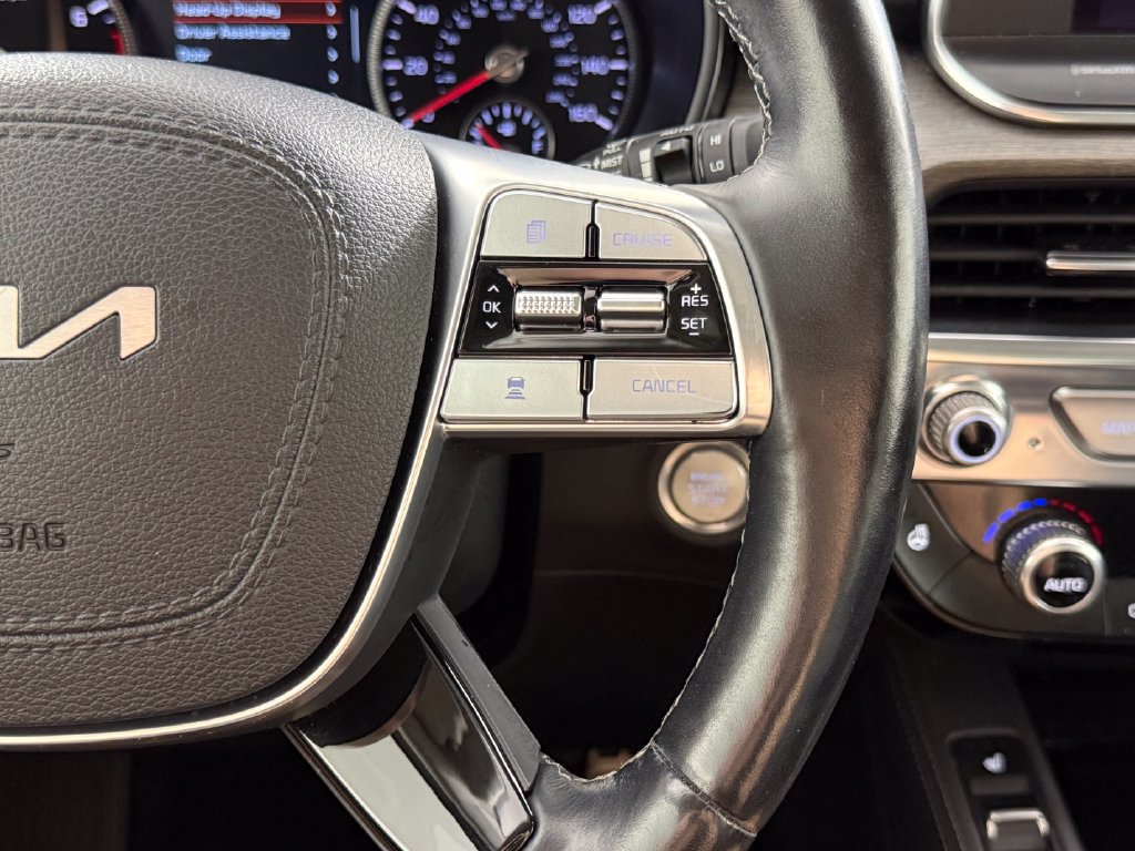 Used 2022 Kia Telluride SX w/ SX Prestige Package AWD/4WD image 16