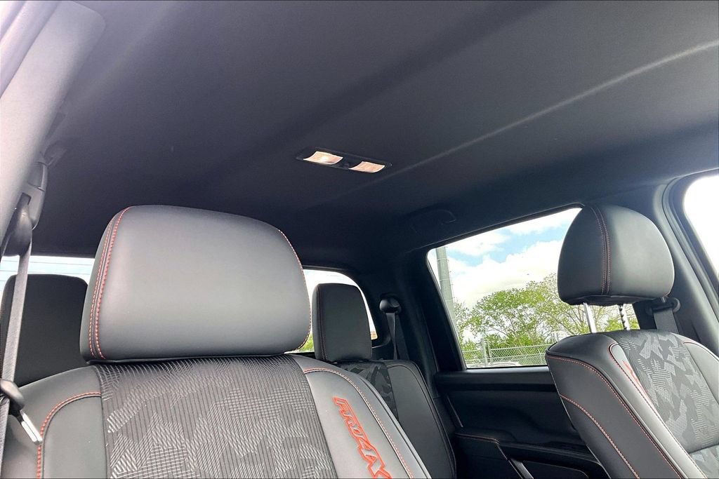 Used 2024 Nissan Titan PRO-4X w/ Pro-4x Utility Package AWD/4WD image 21