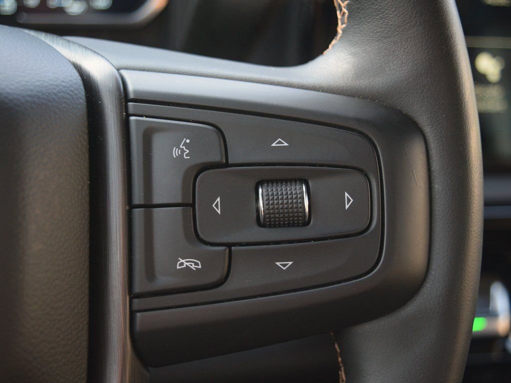 Used 2024 GMC Sierra 2500 AT4 w/ AT4 Preferred Package image 16