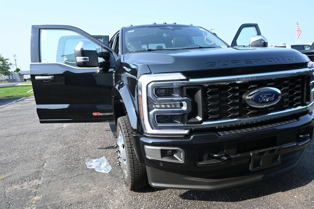New 2026 Ford F450 Platinum w/ Platinum Plus Package AWD/4WD image 79