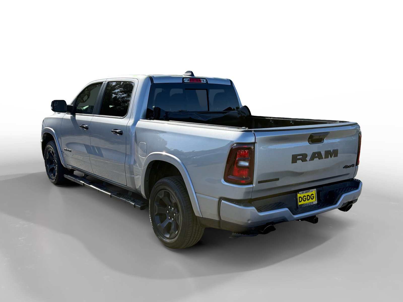 Used 2025 RAM 1500 Big Horn AWD/4WD image 3