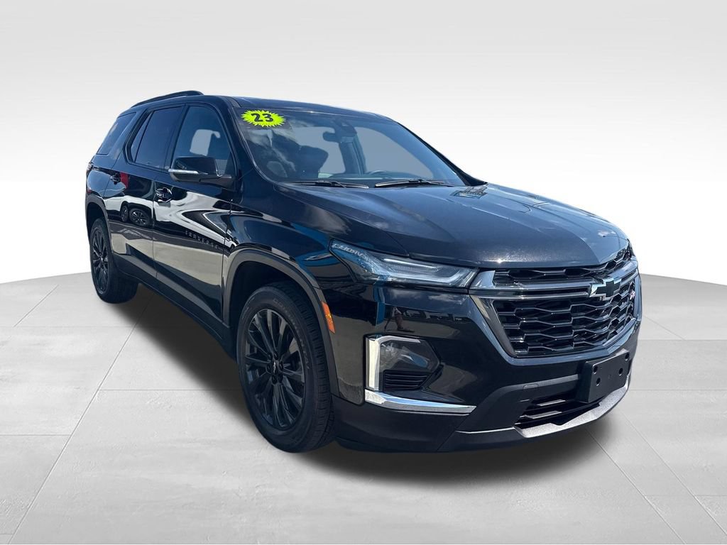 Used 2023 Chevrolet Traverse RS w/ LPO, Floor Liner Package AWD/4WD image 8