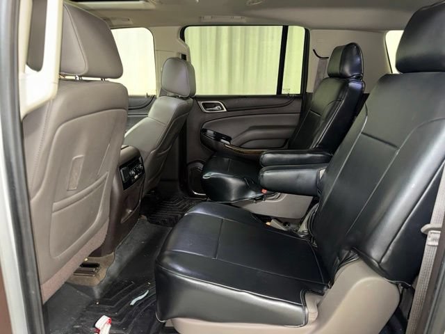 Used 2015 GMC Yukon XL Denali w/ Touring Package AWD/4WD image 15