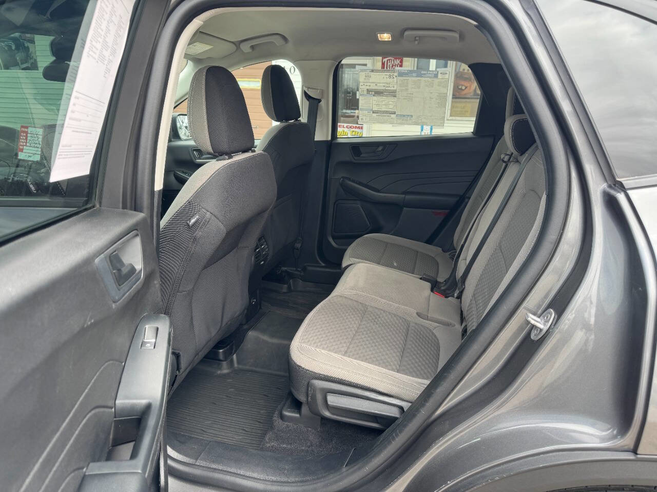 Used 2022 Ford Escape SE w/ SE Sport Appearance Package AWD/4WD image 11