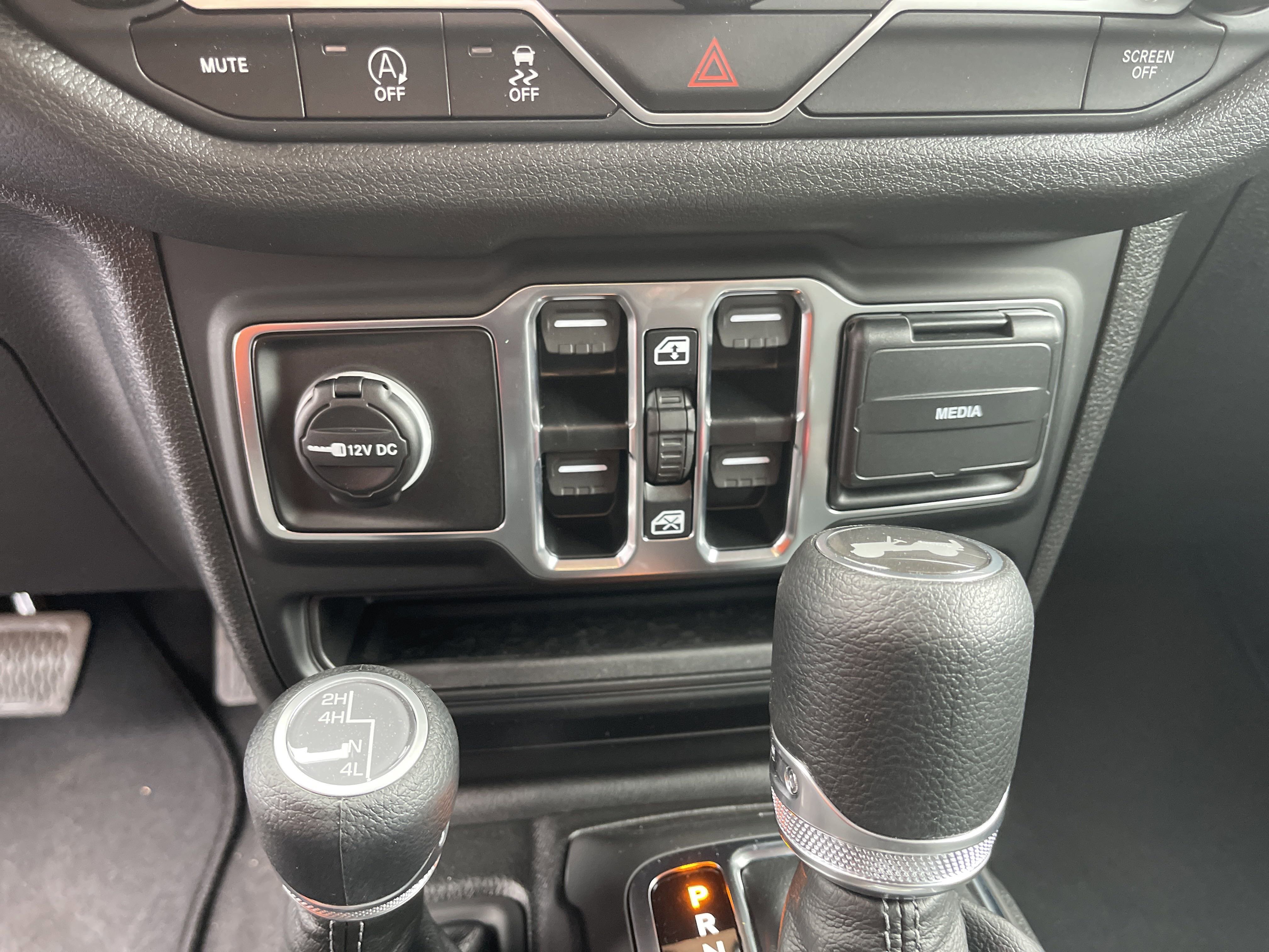 New 2025 Jeep Wrangler Sport S image 29