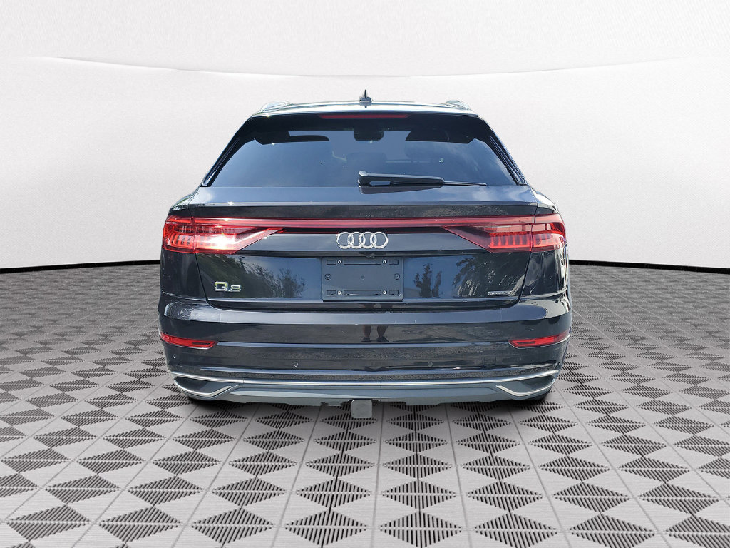 Used 2019 Audi Q8 Prestige w/ Luxury Package AWD/4WD image 5