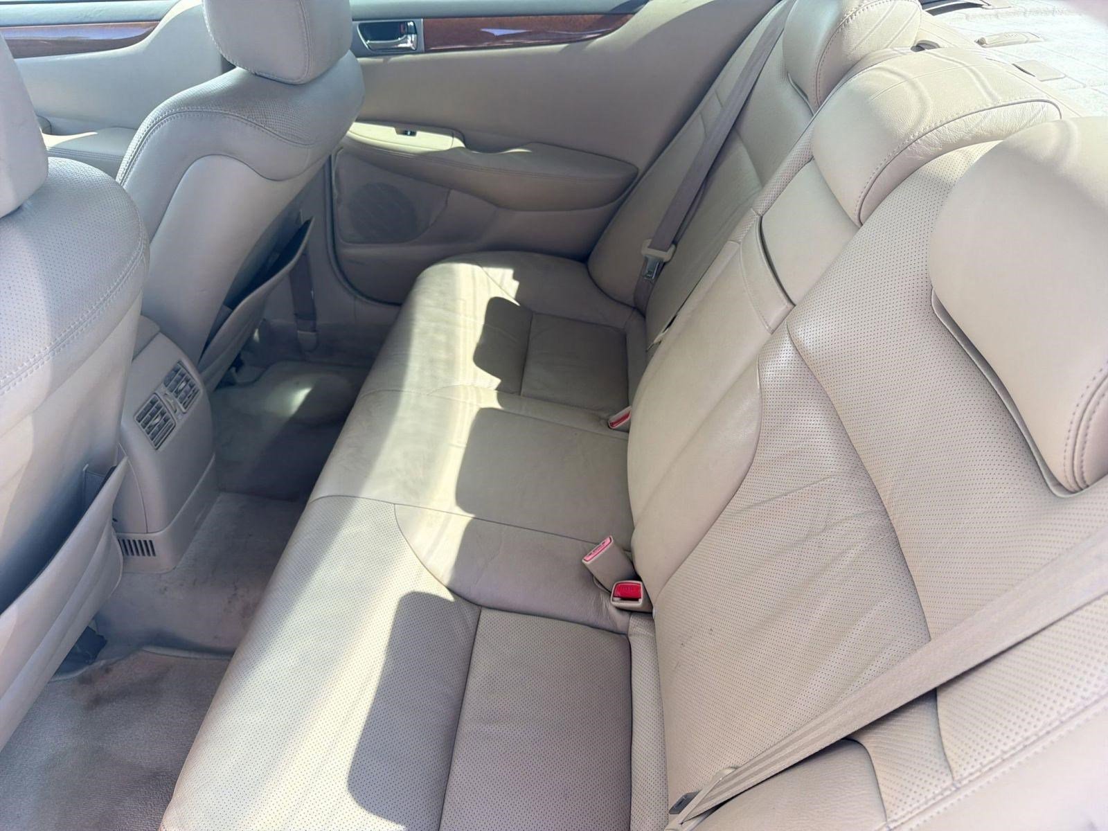 Used 2005 Lexus ES 330 image 29