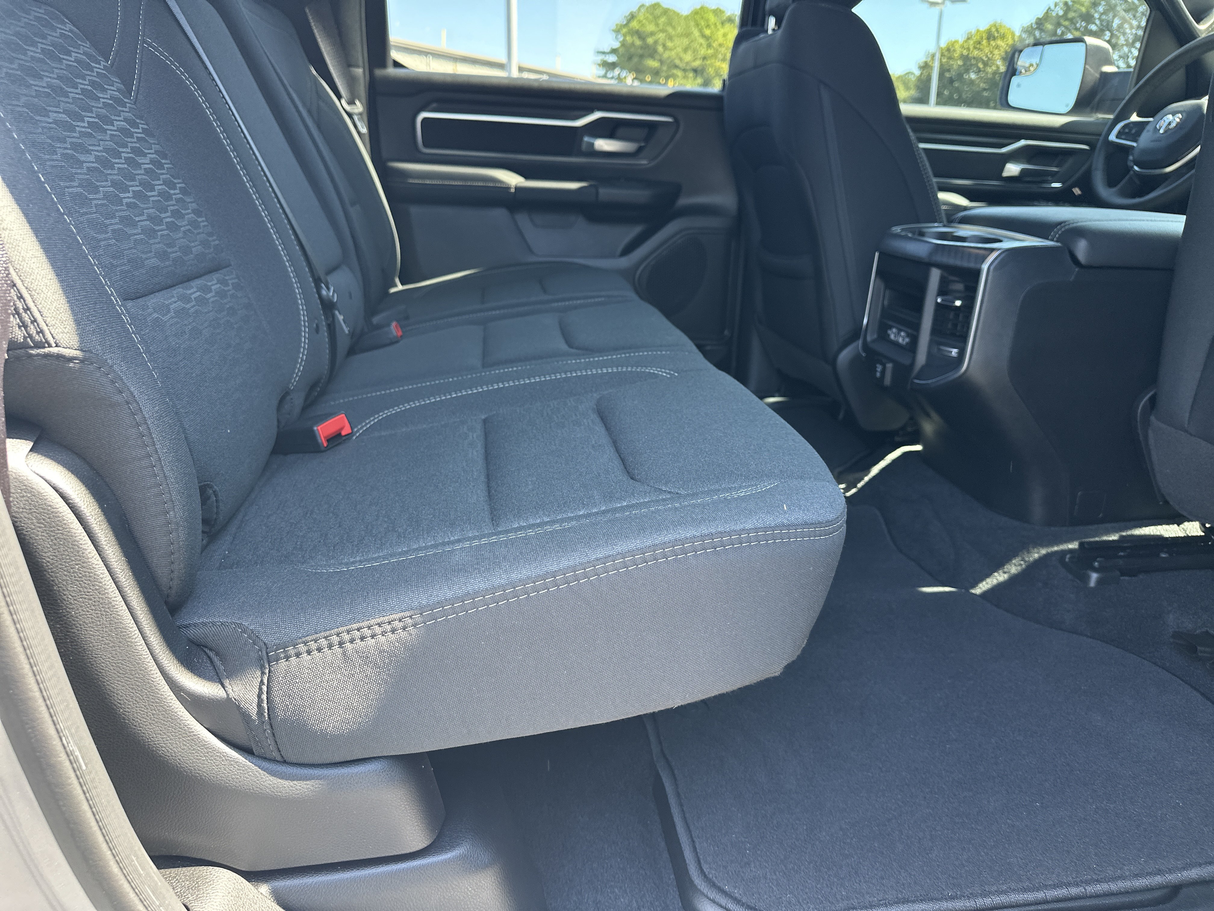 Used 2025 RAM 1500 Big Horn AWD/4WD image 19