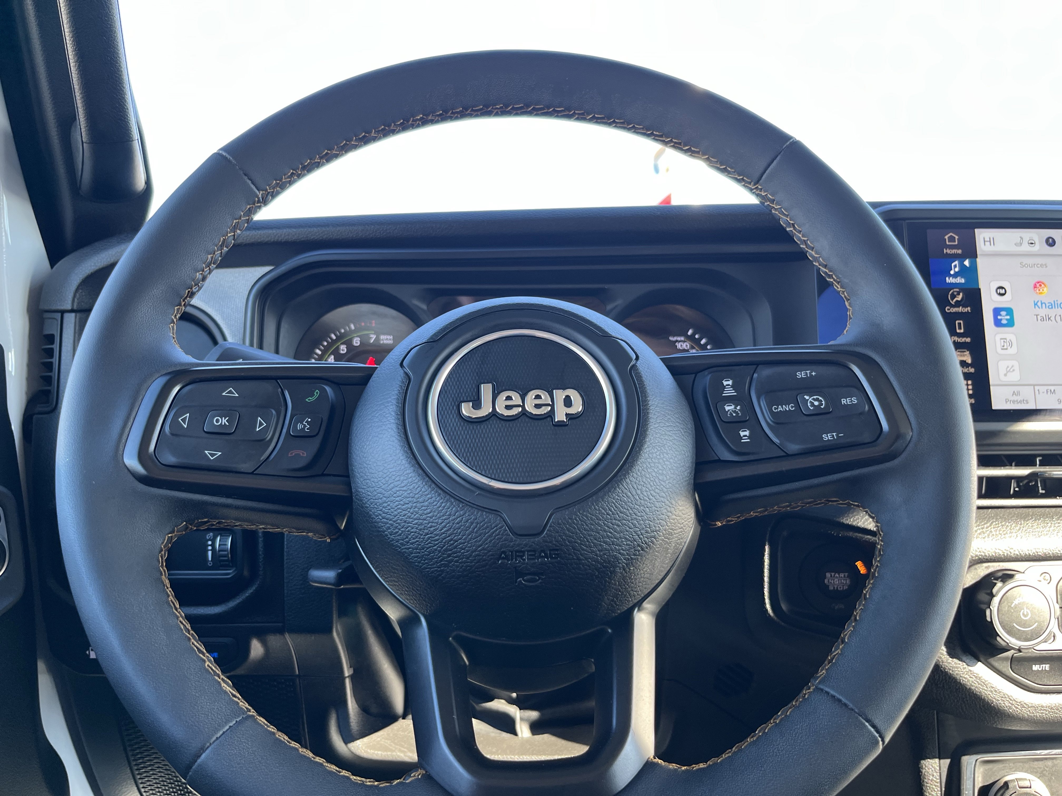 Used 2024 Jeep Wrangler Unlimited w/ Convenience Group image 20