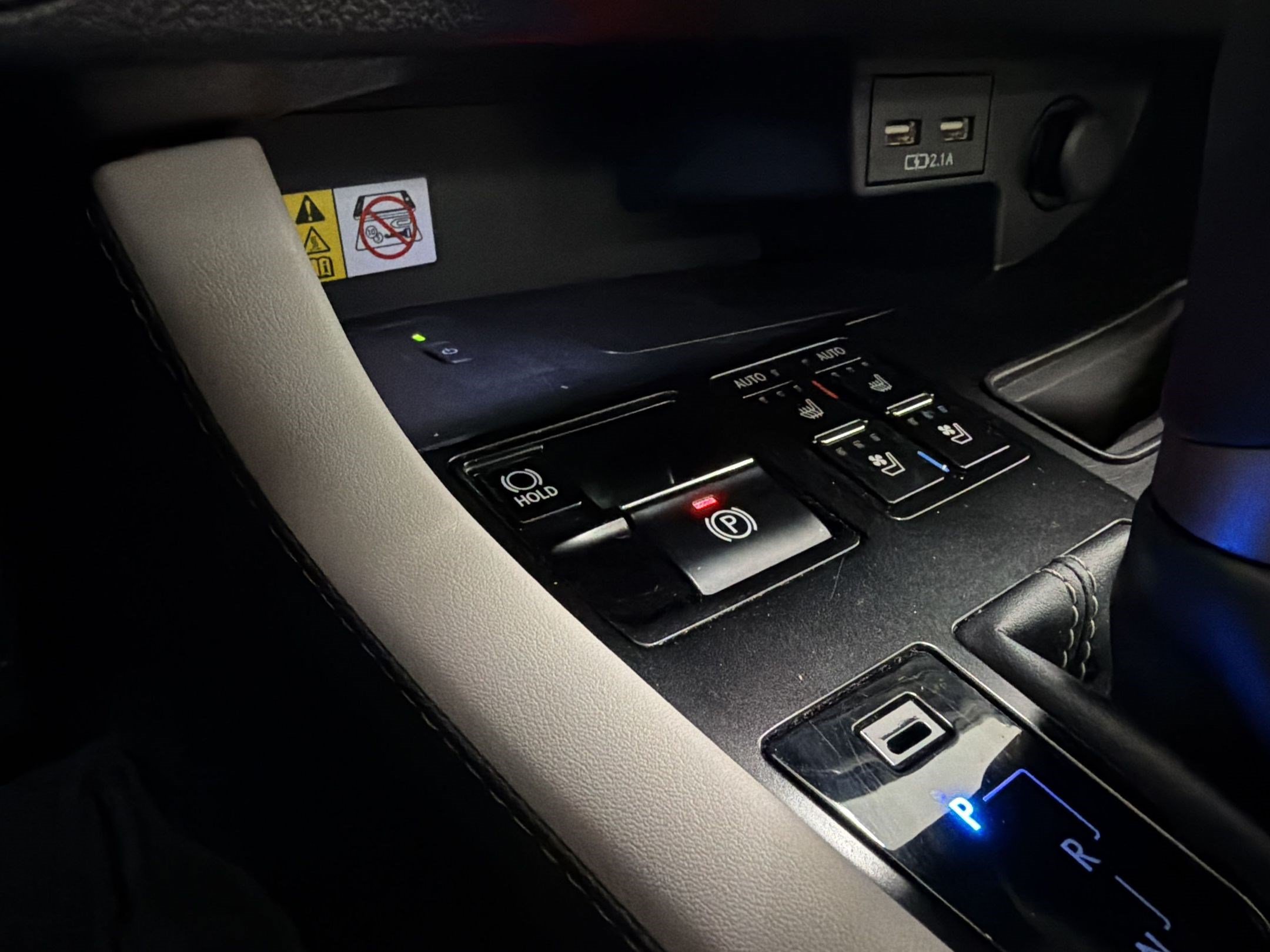 Certified 2022 Lexus RX 450h AWD w/ Special Edition image 21