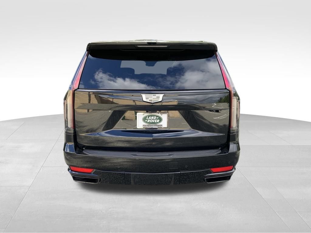 Used 2024 Cadillac Escalade Sport Platinum w/ LPO, ONYX Package image 7