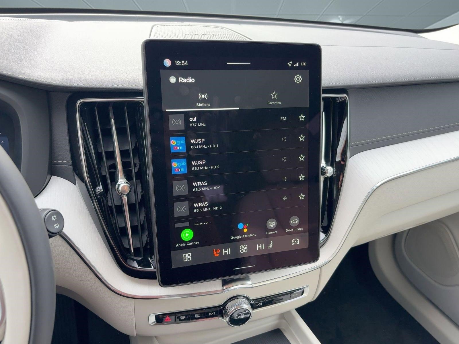 New 2026 Volvo XC60 B5 Ultra w/ Protection Package Premier image 23