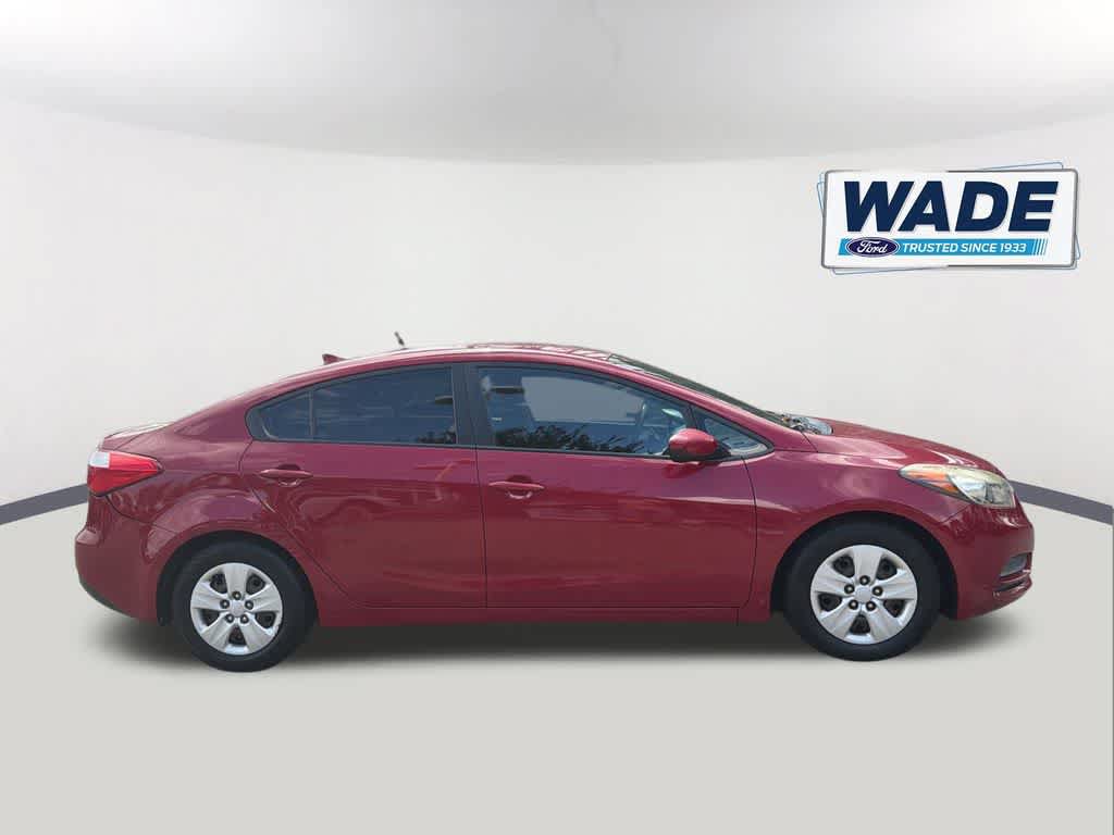 Used 2016 Kia Forte LX FWD image 4