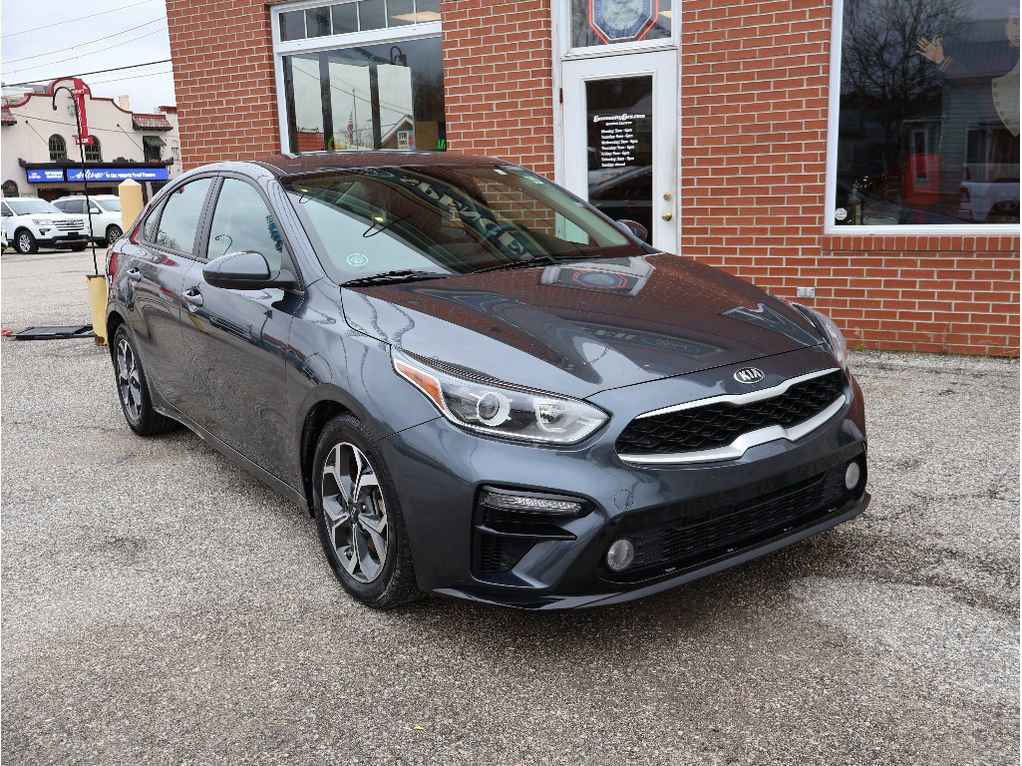 Used 2021 Kia Forte LXS image 2