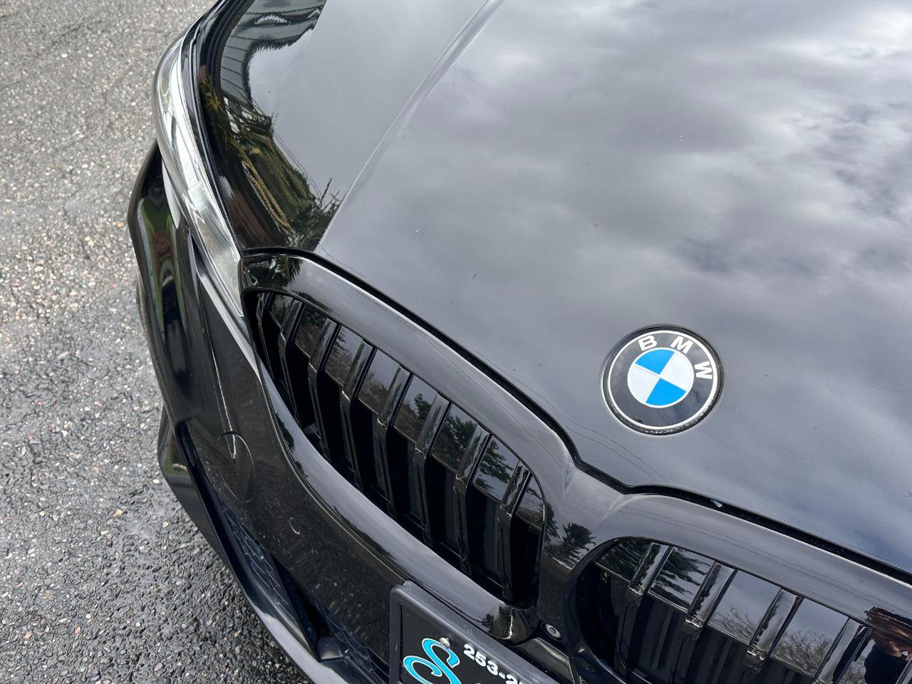 Used 2019 BMW 330i Sedan w/ M Sport Package image 27