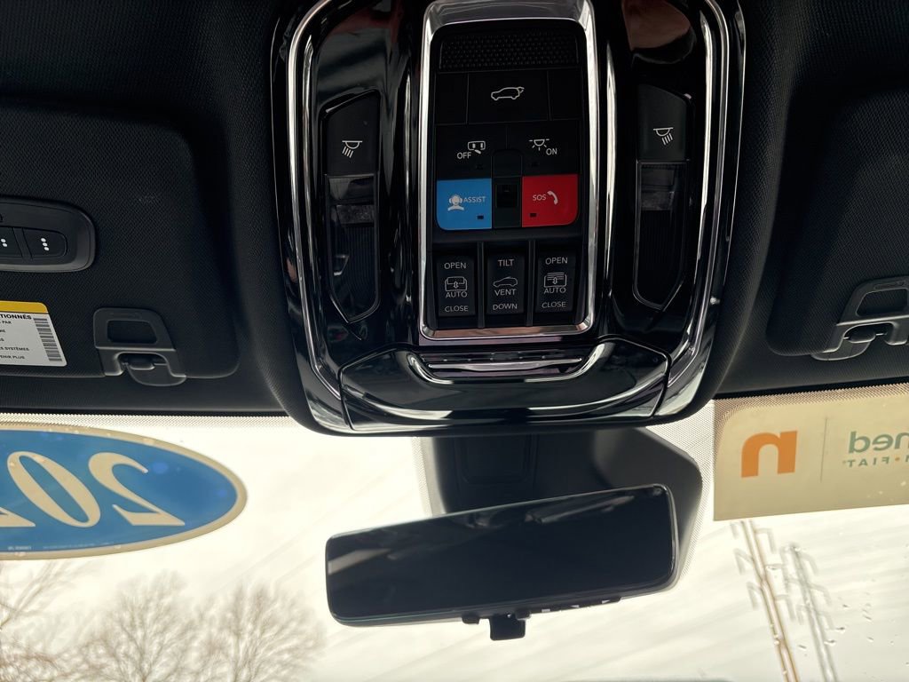 Certified 2021 Jeep Grand Cherokee L Overland w/ Advanced Protech Group III image 21