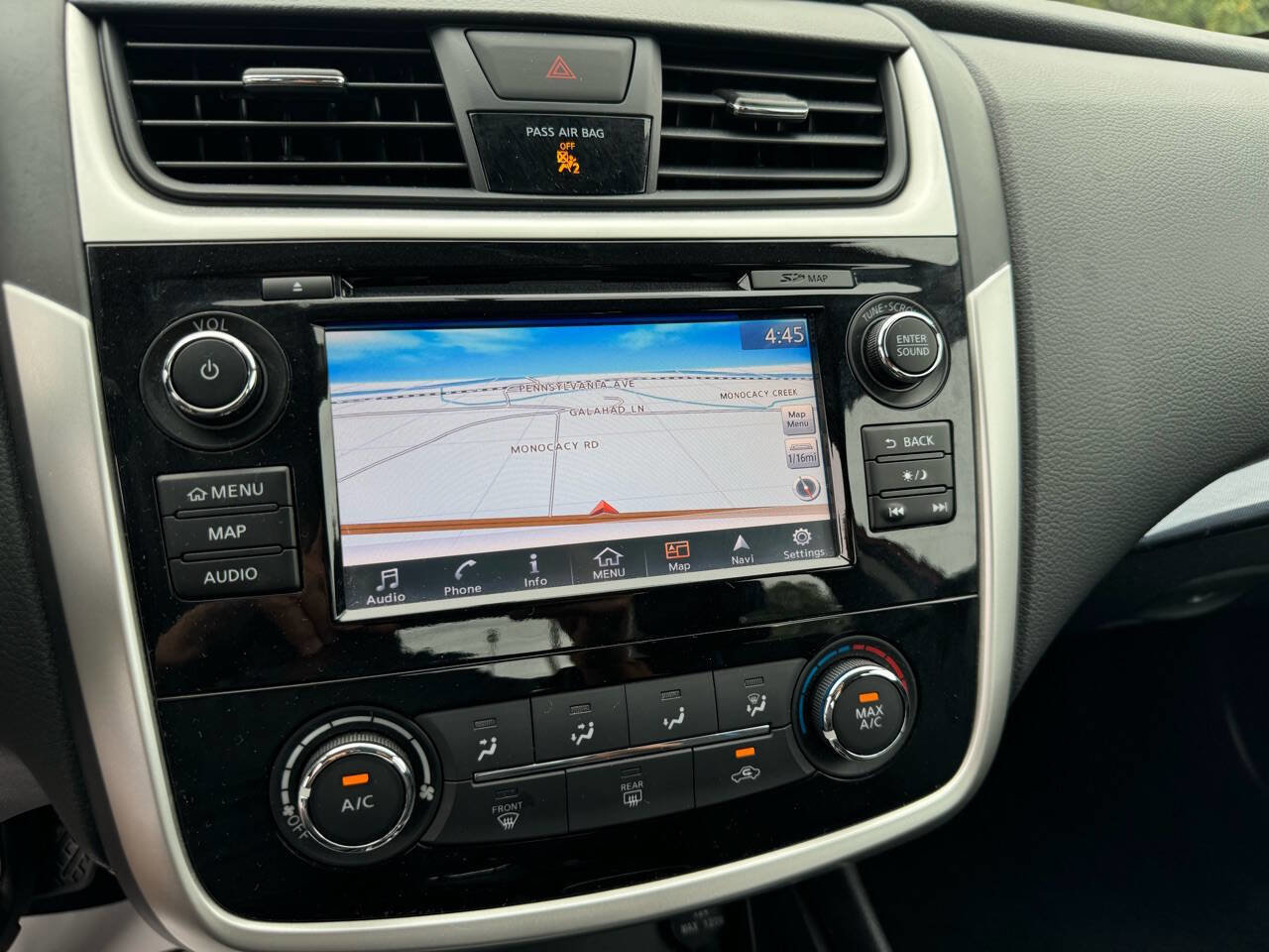 Used 2018 Nissan Altima 2.5 SR w/ SR Special Edition image 12