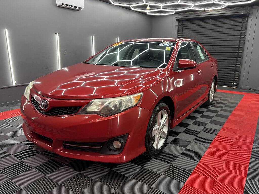 Used 2012 Toyota Camry SE