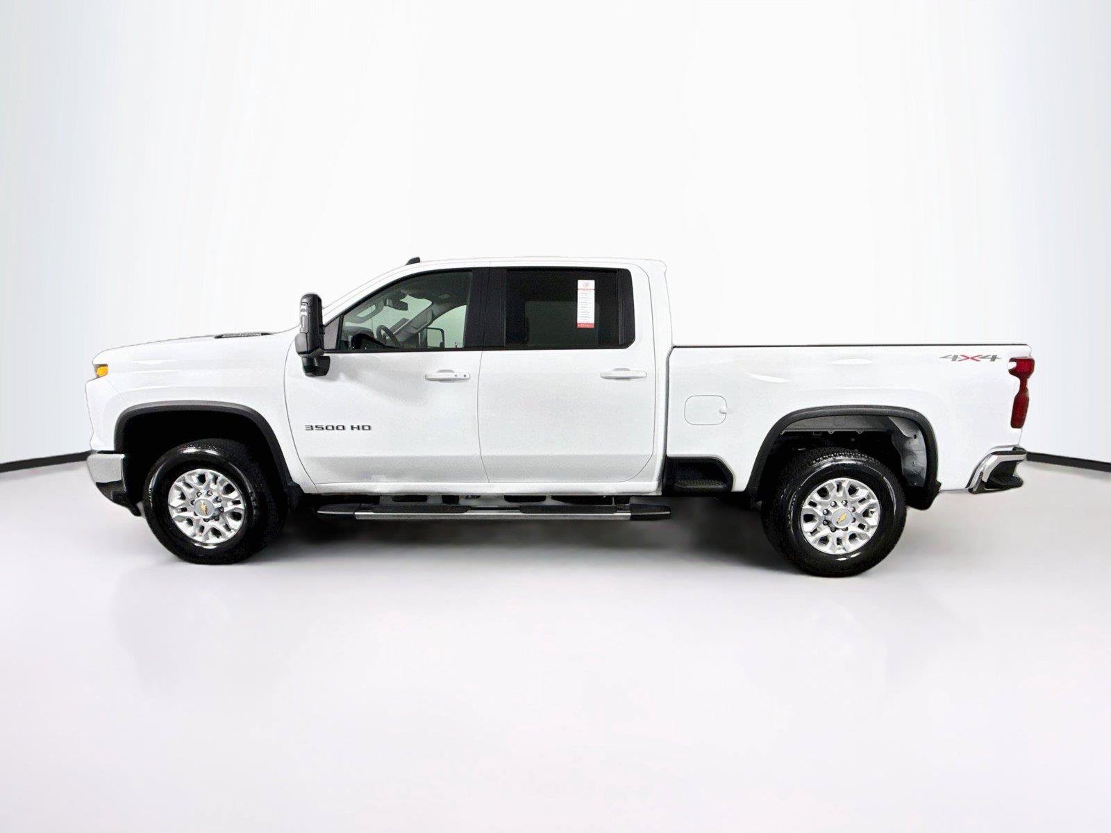 Used 2025 Chevrolet Silverado 3500 LT w/ Safety Package AWD/4WD image 14