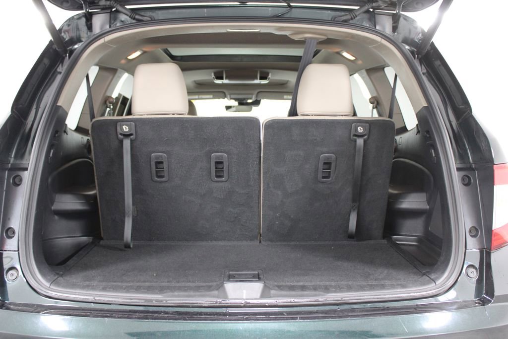 Used 2019 Honda Pilot Elite image 16