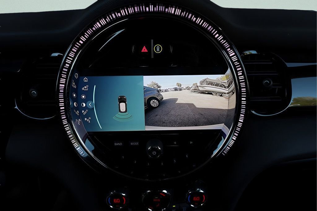 Used 2023 MINI Cooper SE image 31