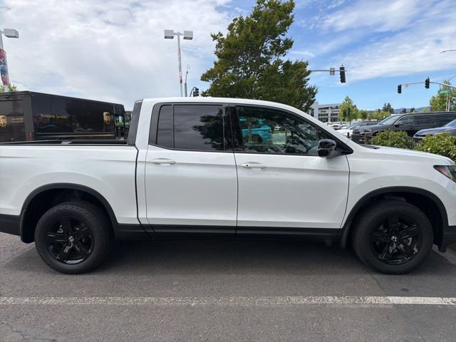 Used 2023 Honda Ridgeline Black Edition image 6