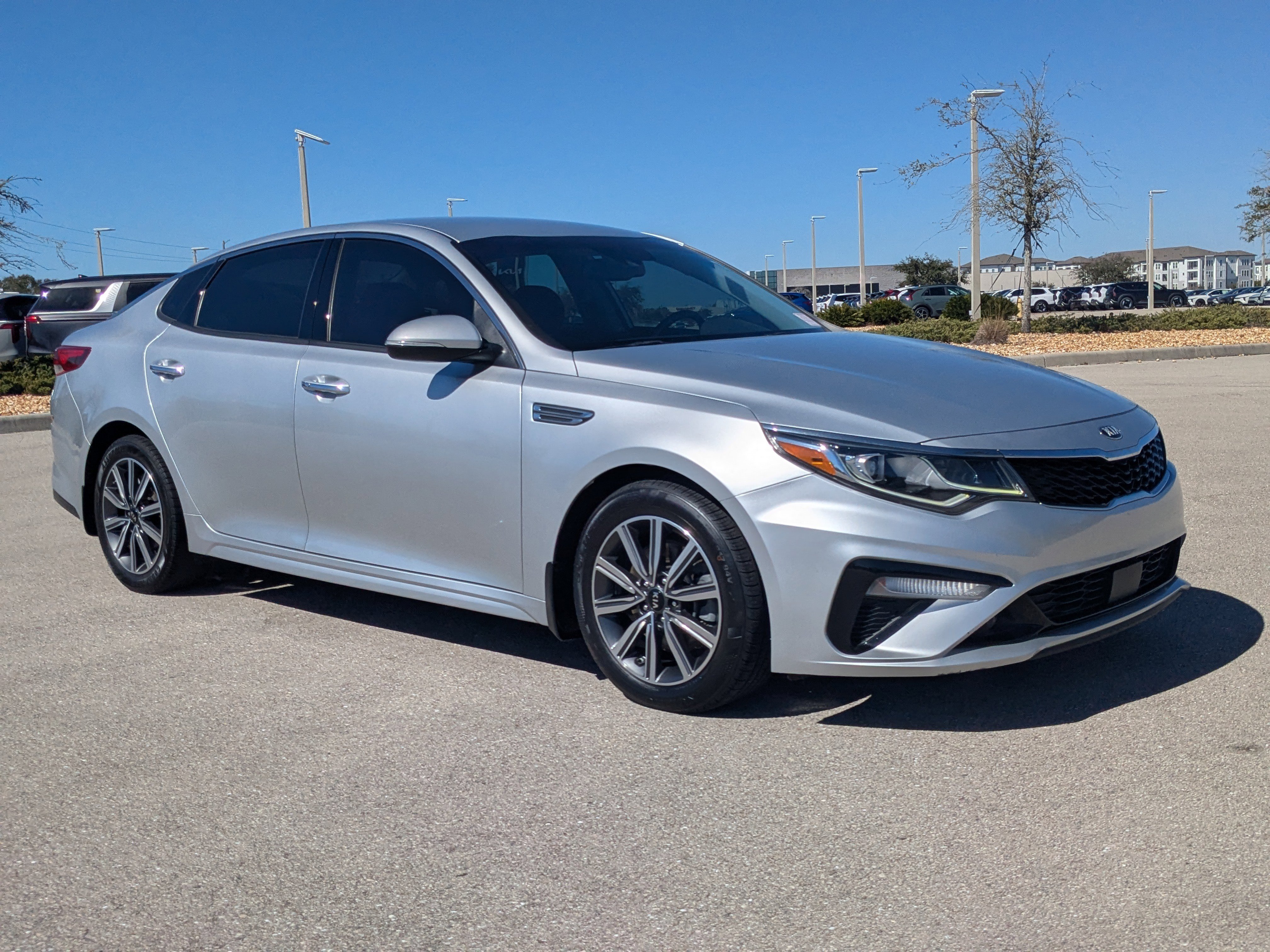 Used 2019 Kia Optima EX image 2