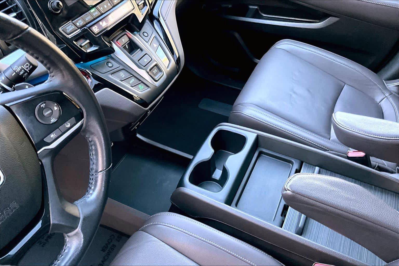Used 2022 Honda Odyssey Touring image 16