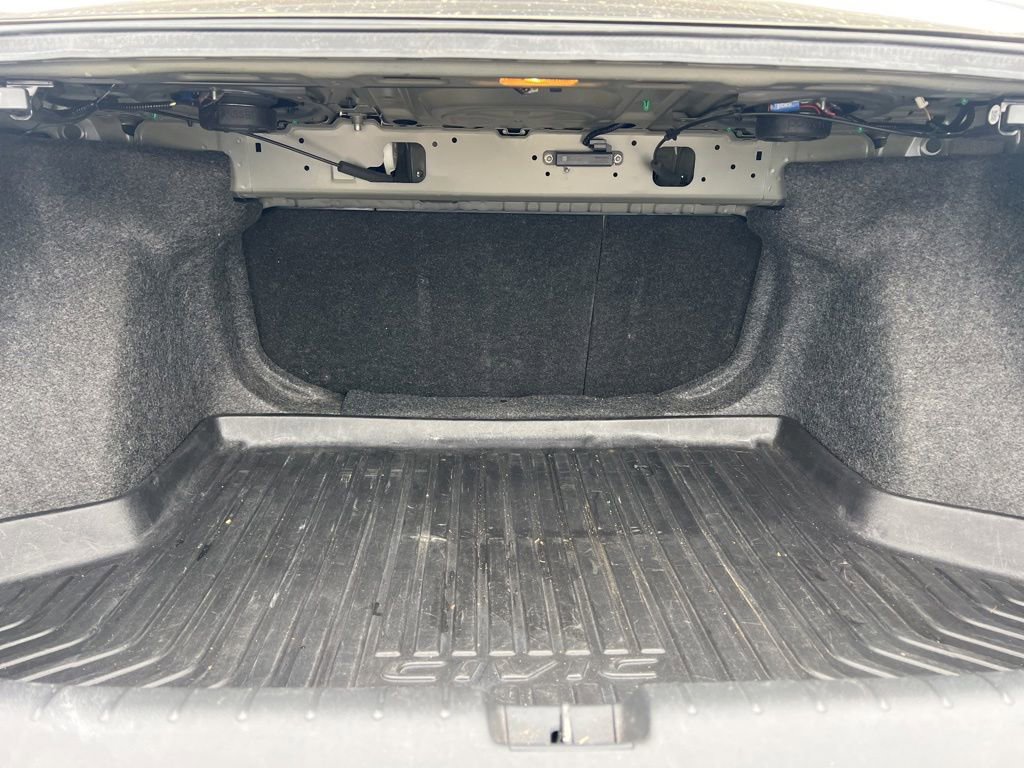Used 2019 Honda Civic EX image 7