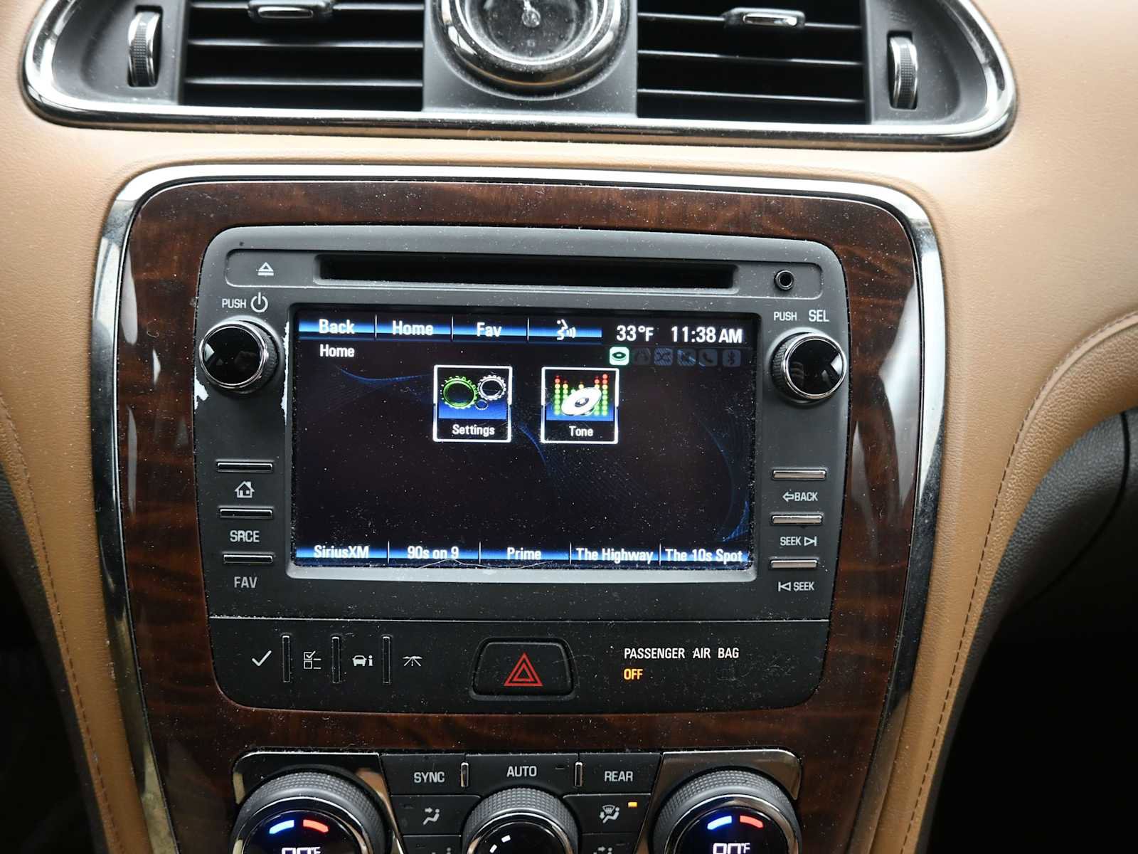 Used 2016 Buick Enclave Leather w/ Trailering Package image 15