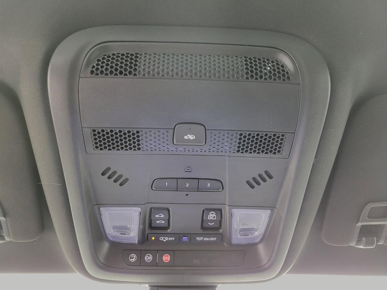 Certified 2025 Cadillac XT6 Premium Luxury image 19