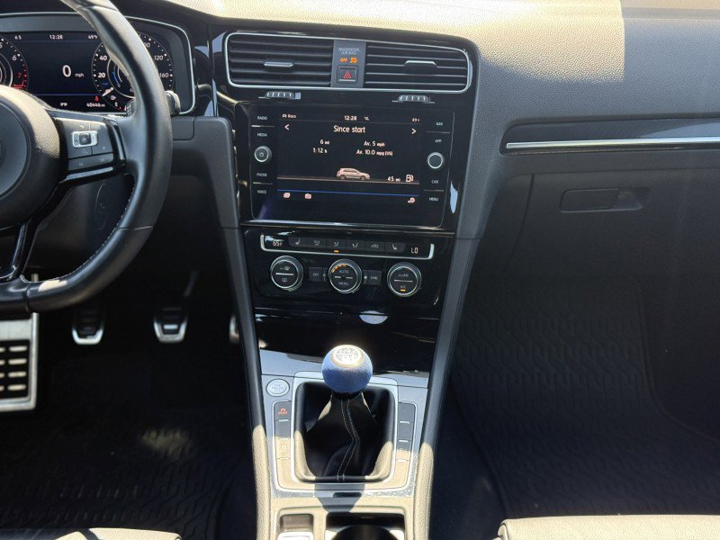 Used 2018 Volkswagen Golf R 4-Door image 22