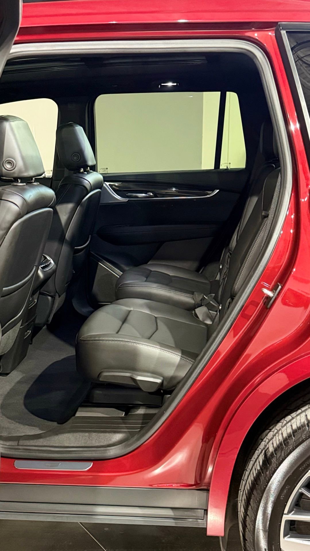 Used 2023 Cadillac XT6 Sport image 45