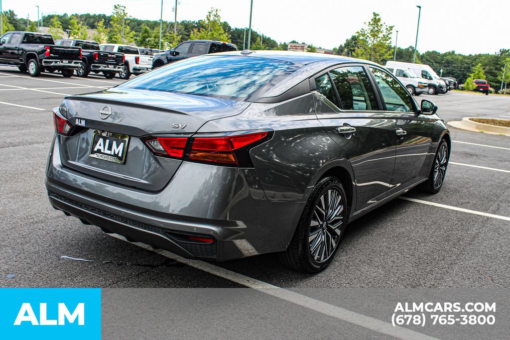 Used 2024 Nissan Altima 2.5 SV FWD image 5