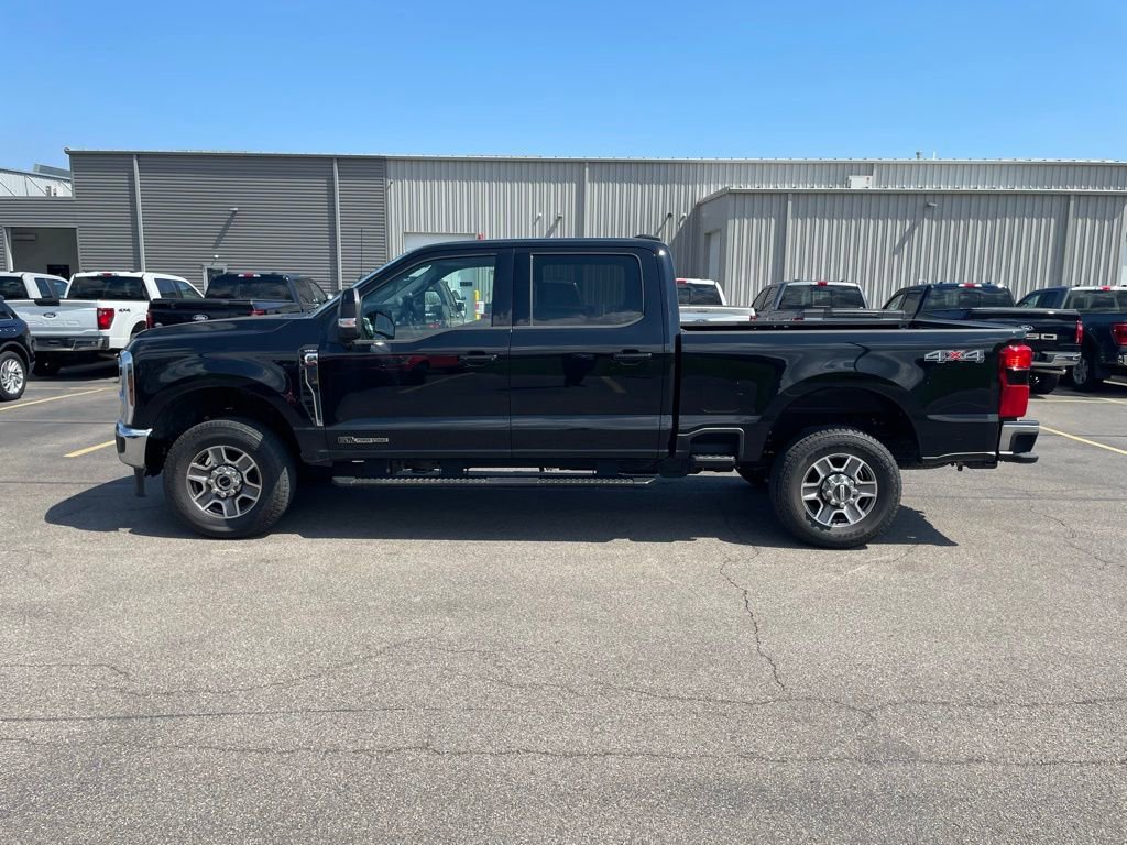 Used 2025 Ford F350 Lariat w/ Camper Package AWD/4WD image 8