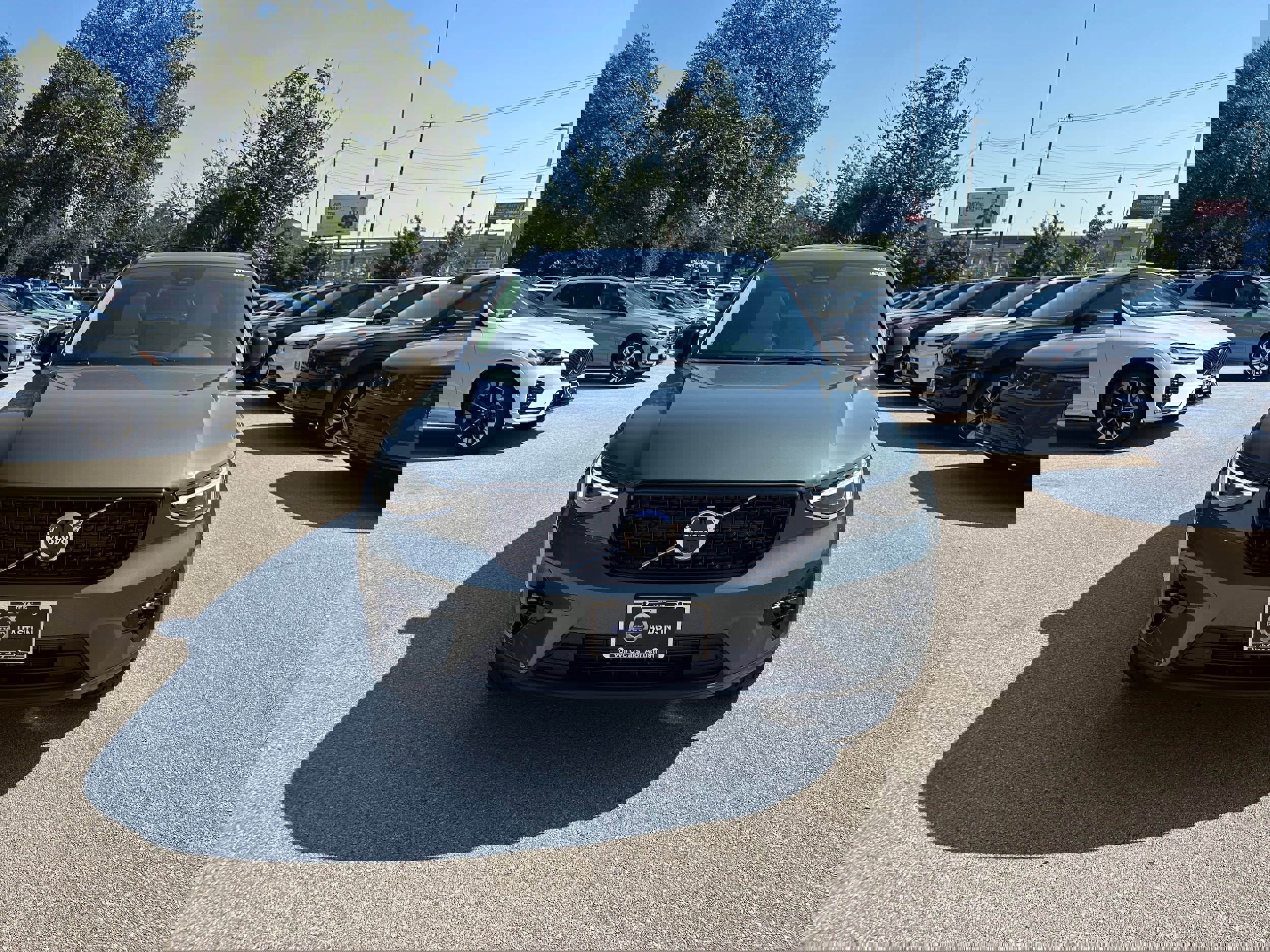 New 2026 Volvo XC40 B5 Plus w/ Protection Package Premier image 6