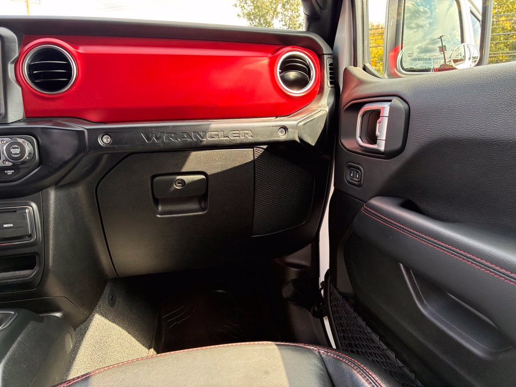 Used 2022 Jeep Wrangler Unlimited Rubicon AWD/4WD image 44
