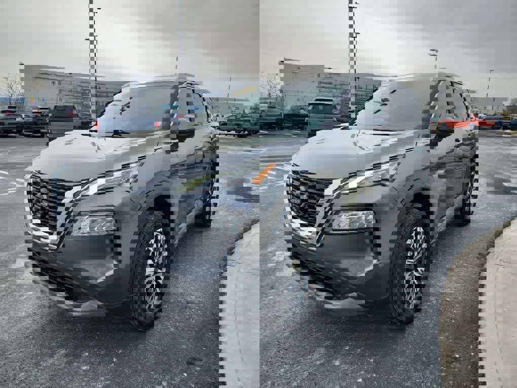 Used 2023 Nissan Rogue SV w/ SV Premium Package image 6