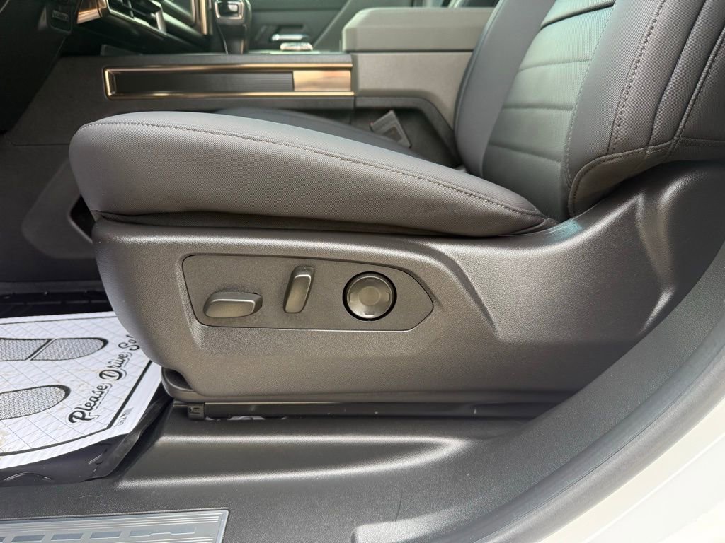 Used 2025 GMC Hummer EV 3X image 36