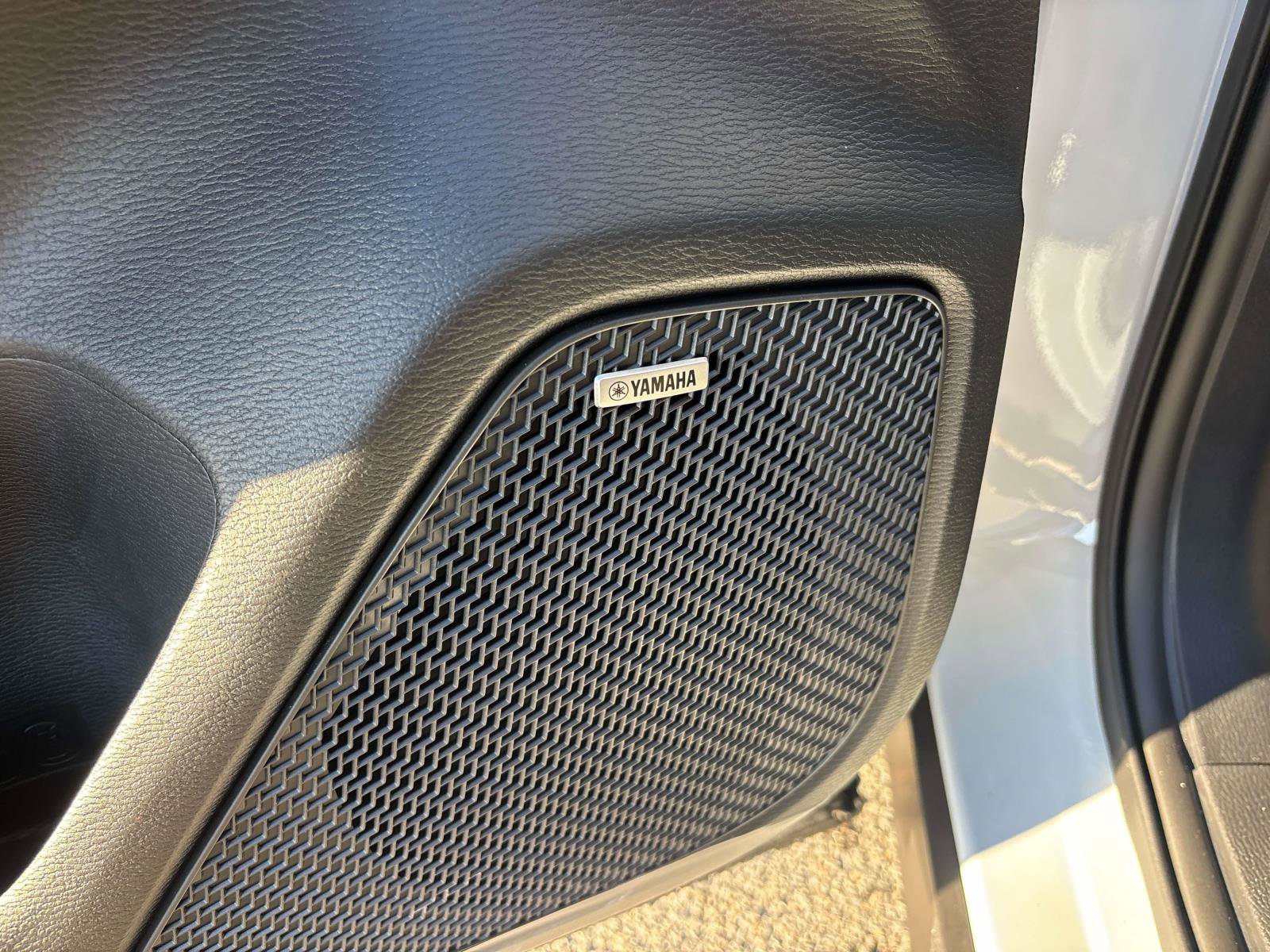 New 2026 Mitsubishi Outlander SE image 9