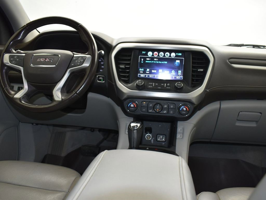 Used 2019 GMC Acadia SLT image 30