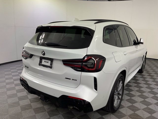 Certified 2023 BMW X3 xDrive30i w/ M Sport Package AWD/4WD image 5