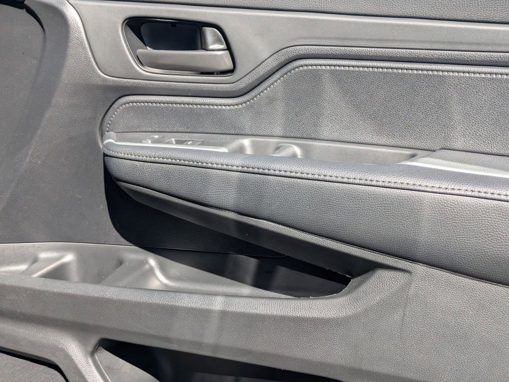 Used 2025 Honda Odyssey Sport-L image 31