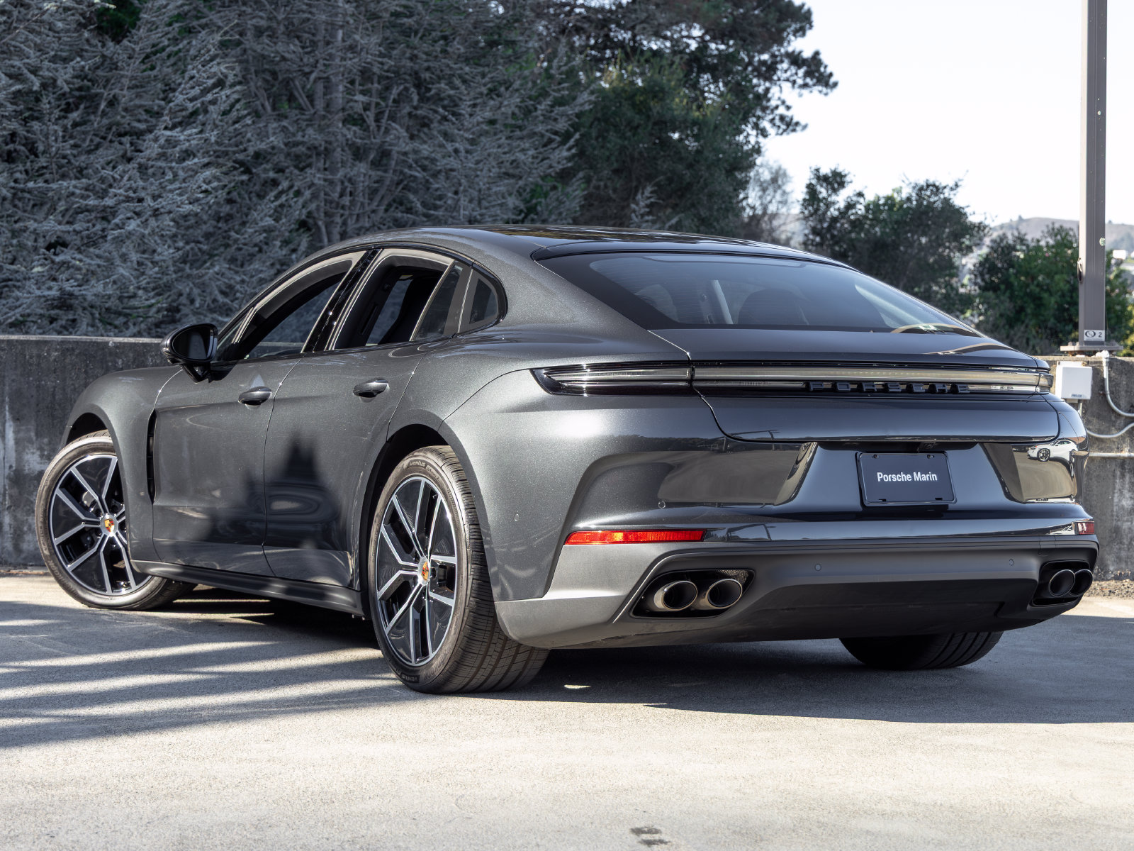 Certified 2024 Porsche Panamera 4 AWD/4WD image 3