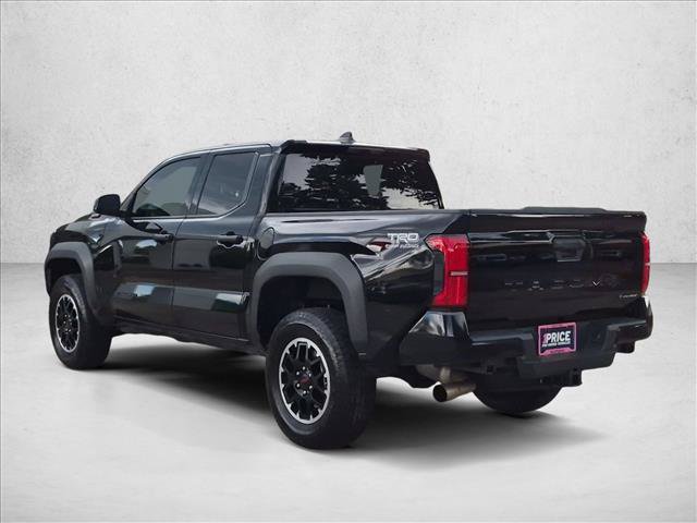 Certified 2025 Toyota Tacoma TRD Off-Road AWD/4WD image 7