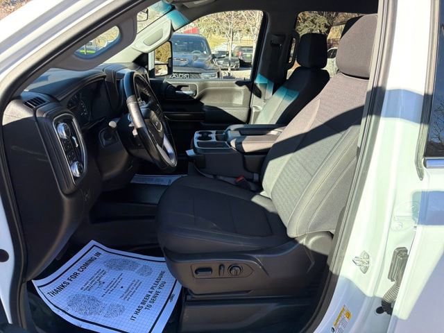 Used 2023 GMC Sierra 2500 SLE w/ SLE Convenience Package AWD/4WD image 9