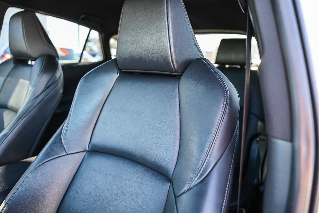 Certified 2023 Toyota Venza XLE AWD/4WD image 15