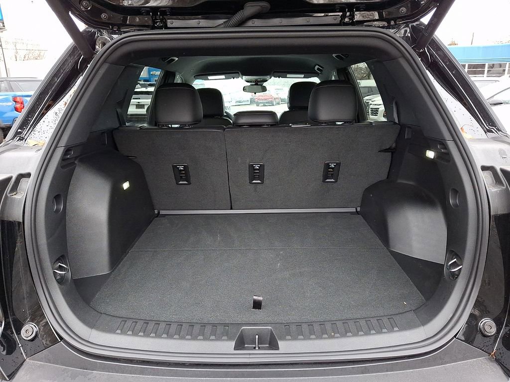 Used 2026 Chevrolet Equinox LT w/ Convenience Package II image 27